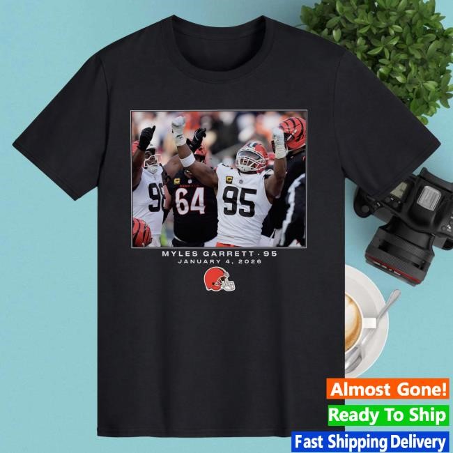 Myles Garrett NFL Flash Week 18 Cleveland Browns Fan Long Sleeve Tee Black